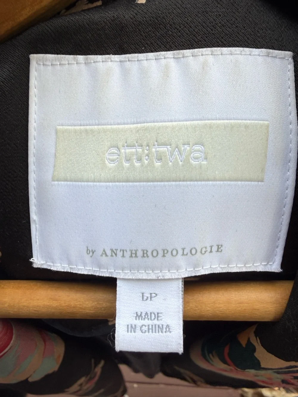 Anthropologie ett:twa Satin Black Floral Shawl Collar Blazer Jacket Feminine - Picture 3 of 7
